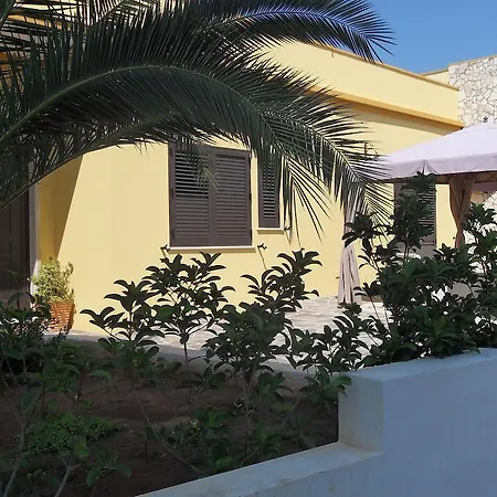 A Casa Di Silvia Bed & Breakfast Sannicola