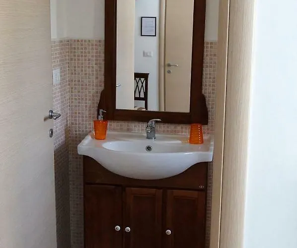 לינה וארוחת בוקר A Casa Di Silvia 3*