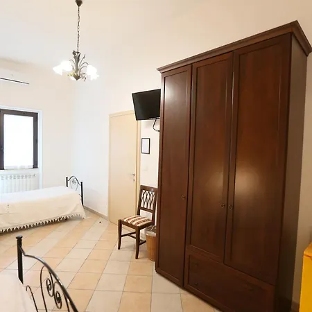 A Casa Di Silvia 3* Sannicola