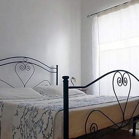 فندق مبيت وإفطار A Casa Di Silvia سانيكولا